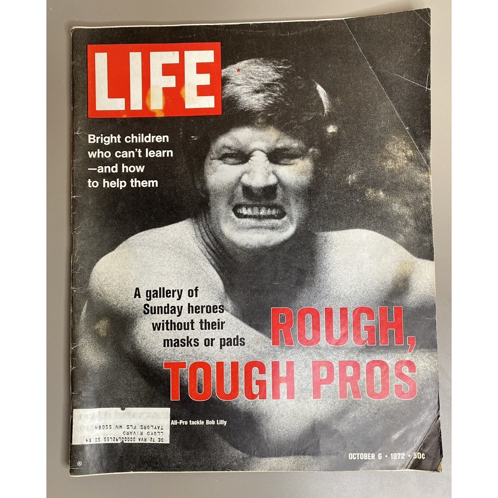 Vintage LIFE Magazine October 6, 1972 - Bob Lilly / NFL stars, Nixon, Learning